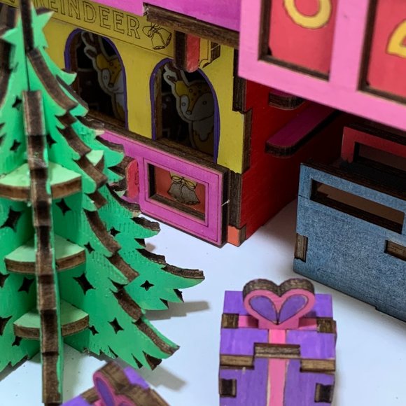 Hand Painted Wooden Santa's Workshop - Picture 12 of 16